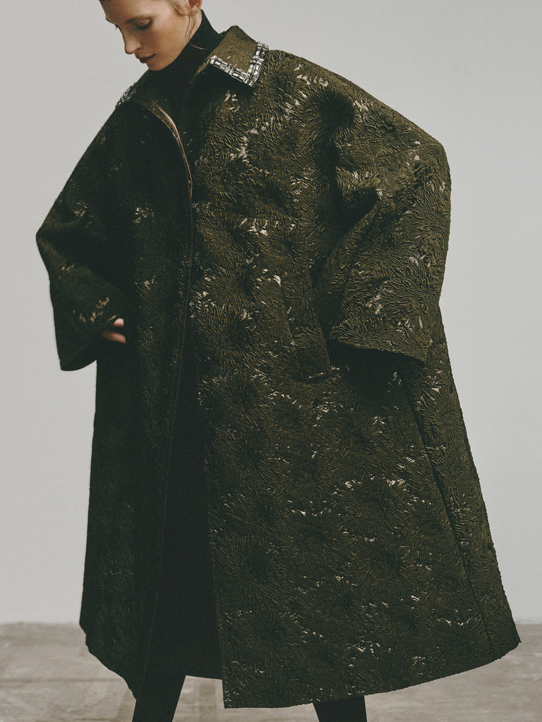 Cloqué jacquard cape coat