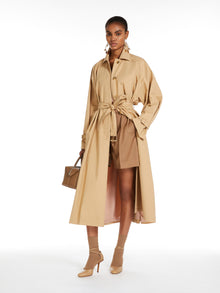 Oversized trench coat in water-repellent canvas