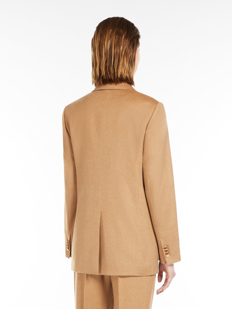 Single-breasted camel blazer