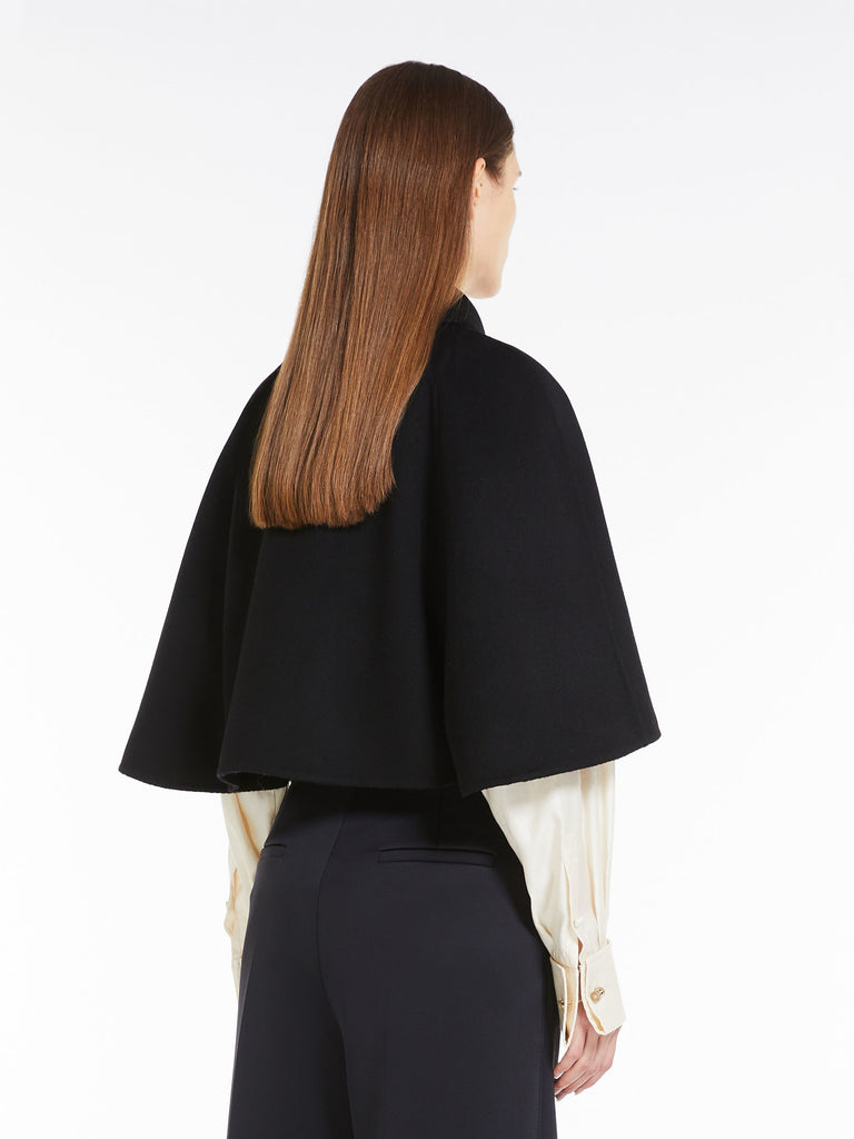 Short wool and cashmere cape