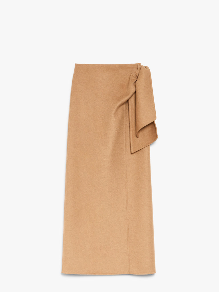 Straight skirt in lightweight camel hair