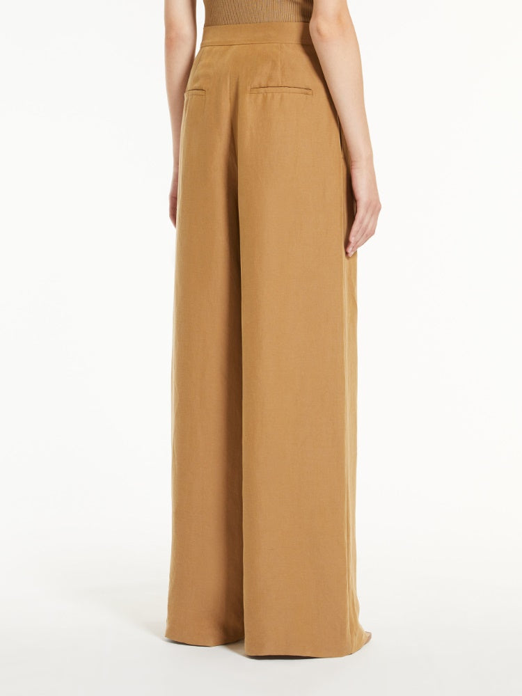 Wide trousers in silk and linen