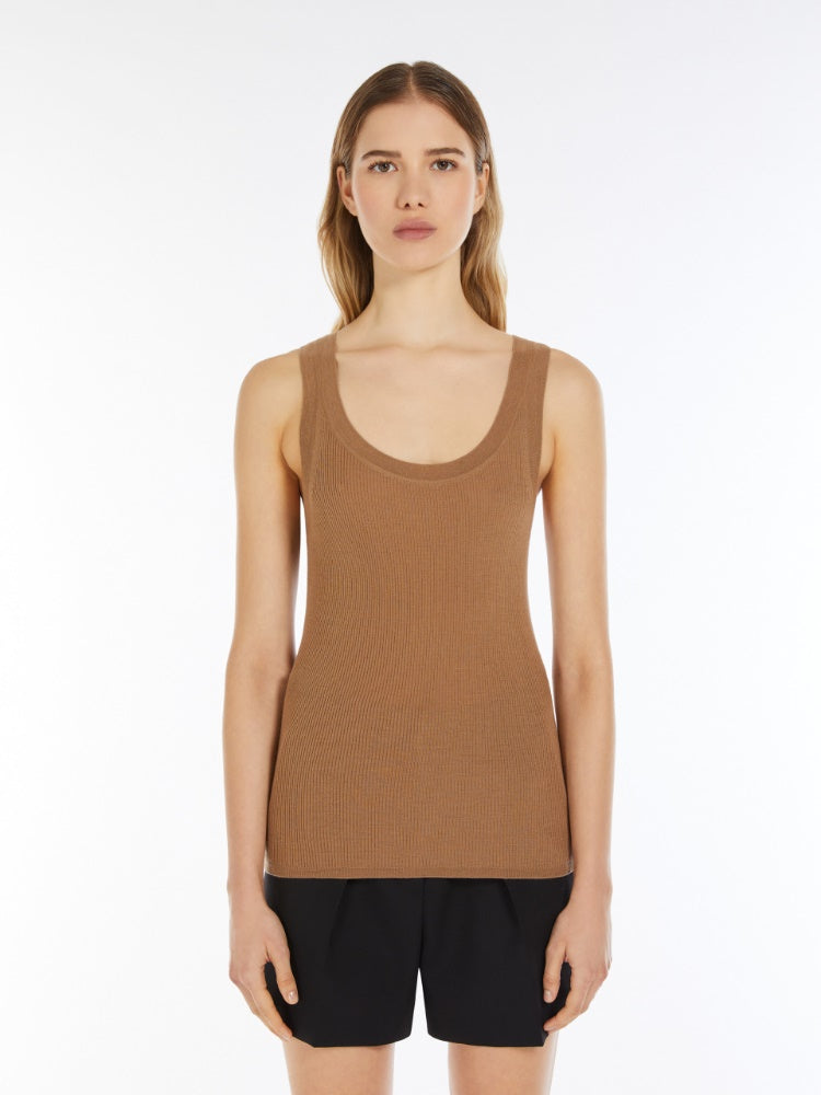 Ribbed wool top