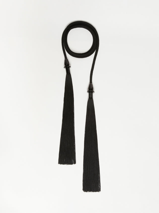 Tubular tassel belt