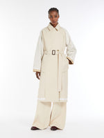 Reversible trench coat in water-repellent gabardine