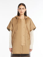 Water-repellent reversible canvas cape