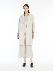 Double-faced short wool coat