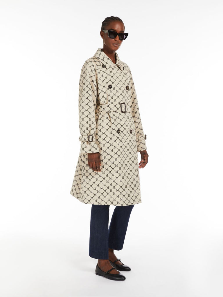 Double-breasted trench coat in water-repellent jacquard