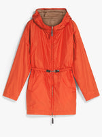 Reversible raincoat