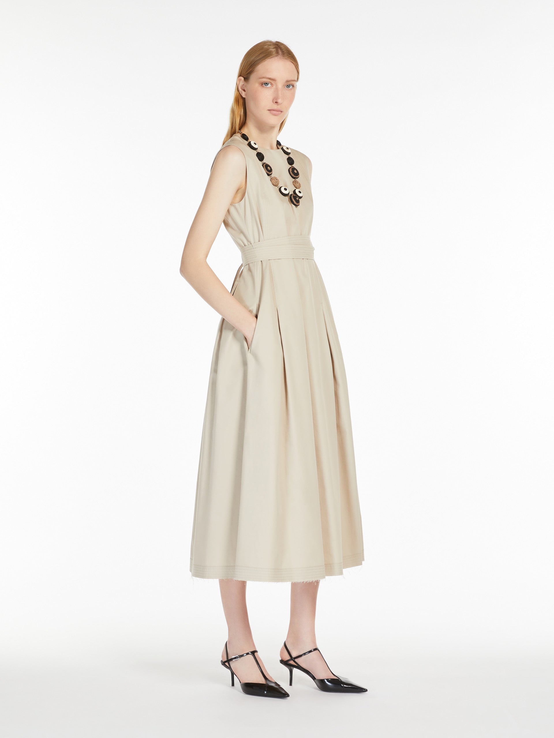 Sleeveless twill dress