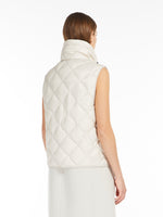 Water-repellent technical canvas gilet