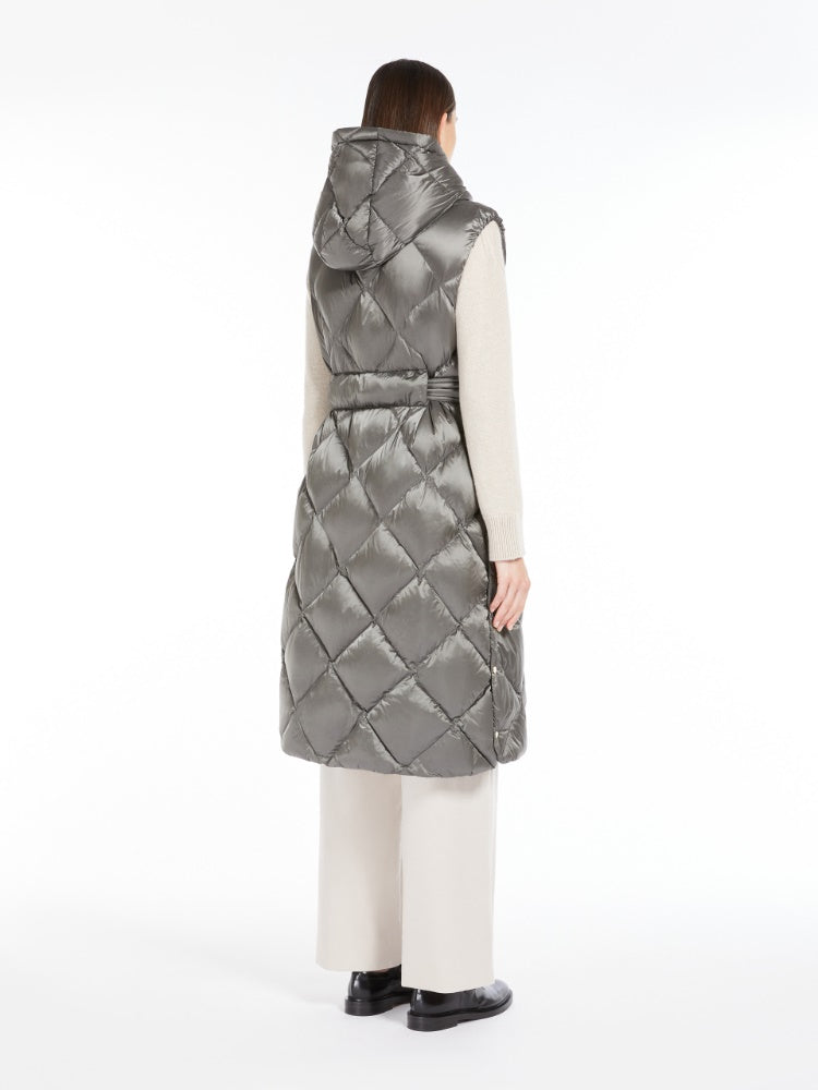 Water-repellent midi gilet