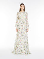 Long dress in printed organza