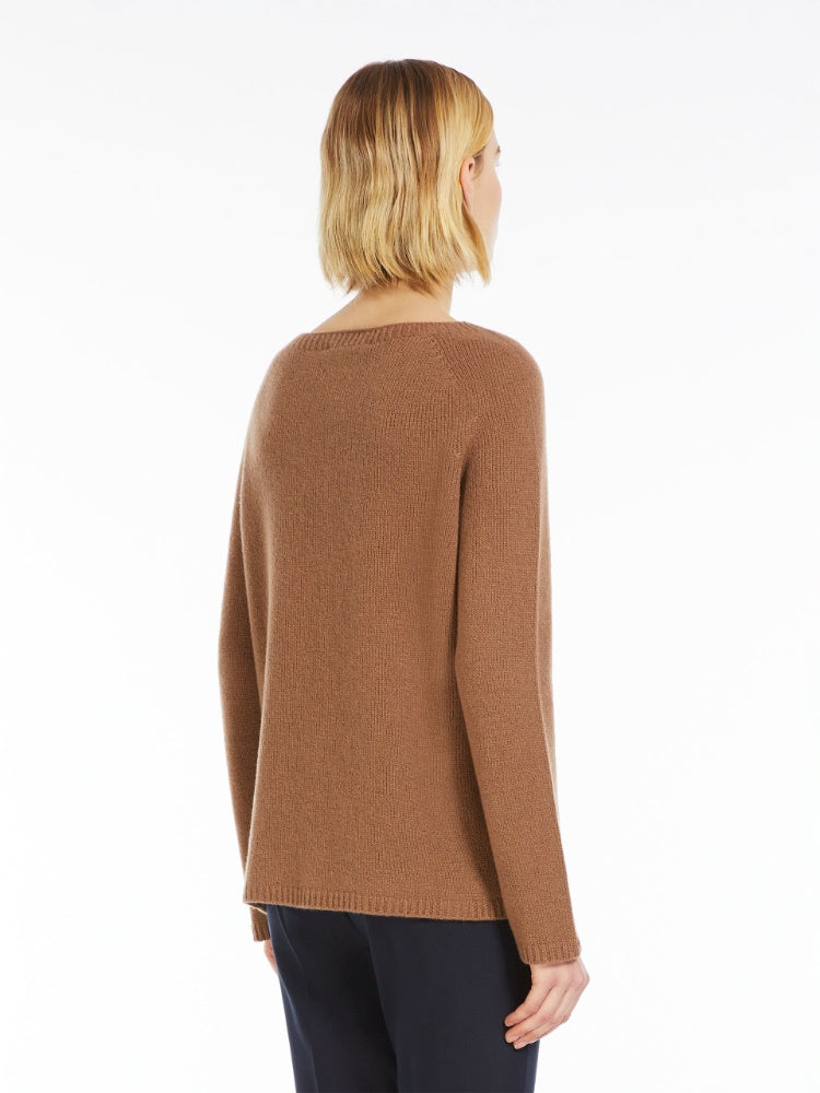 Wool and cashmere sweater